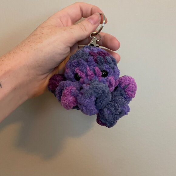 Crochet Octopus Keychain - Picture 4 of 5